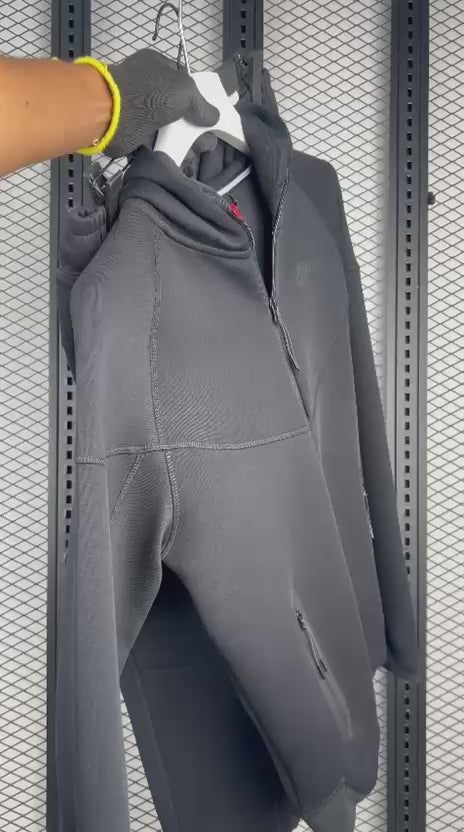 Nike Tech